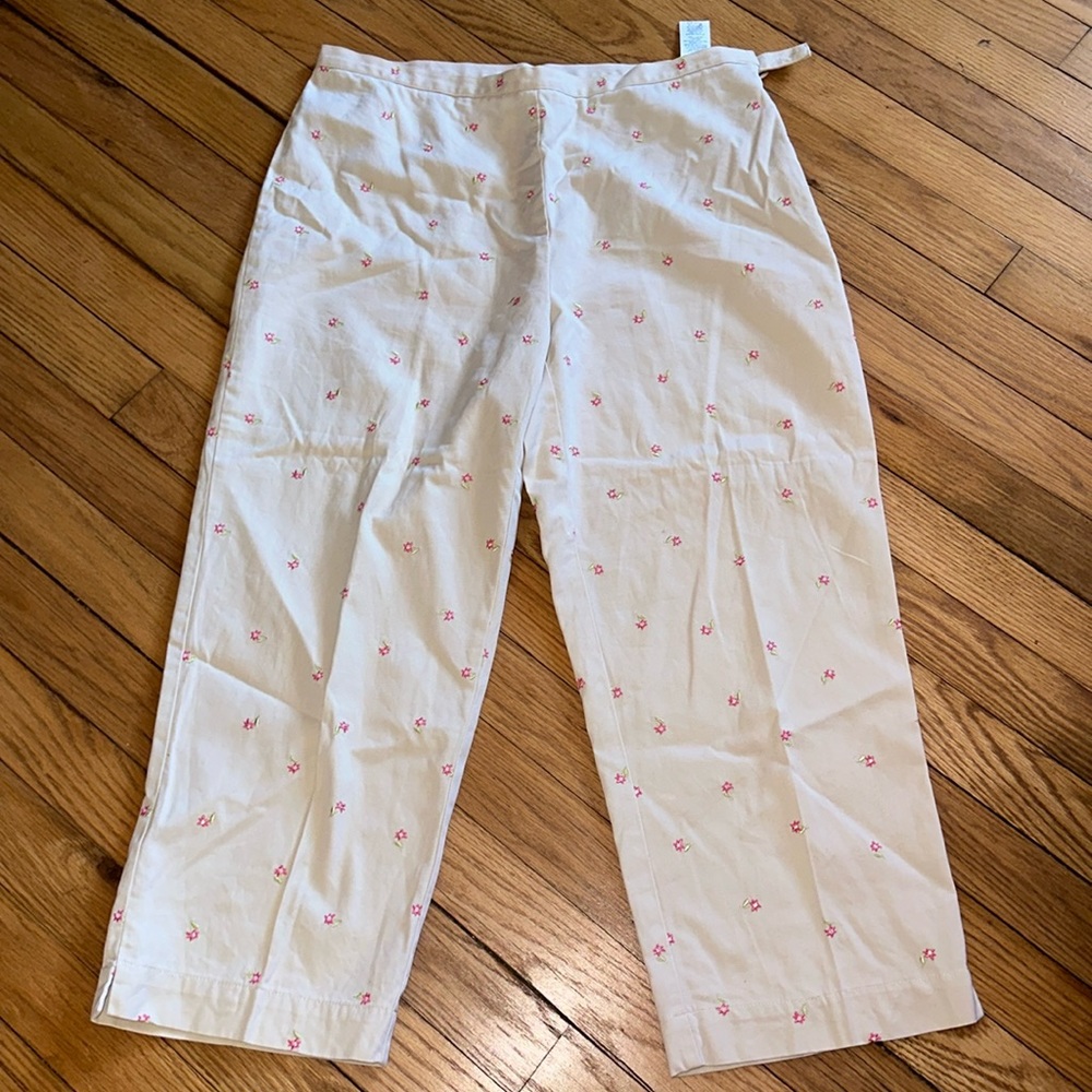 Vintage Floral Capris